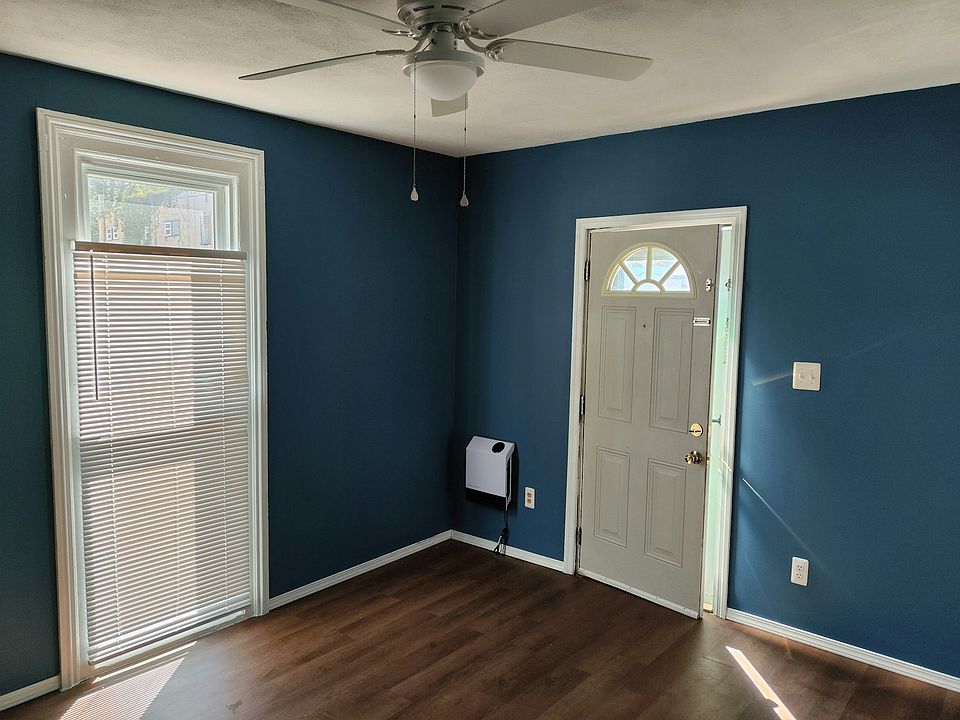 1st image of 104 S Tecumseh St #3