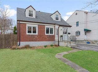 16 Curry Rd, Hastings On Hudson, NY 10706