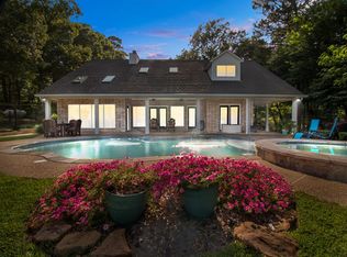 570 Shoreline Dr, Nacogdoches, TX 75964