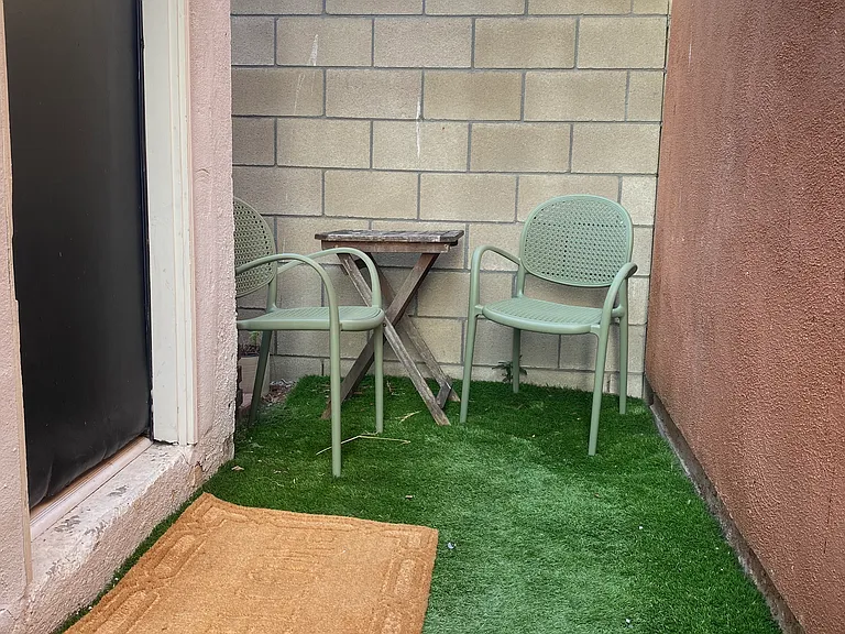 Frances St — Photo 11