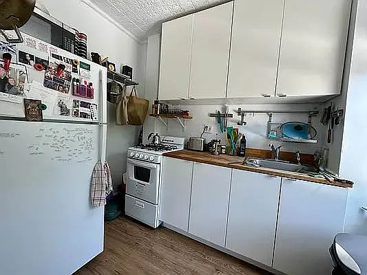 Rented by JB Mac Real Estate Inc. | media 16