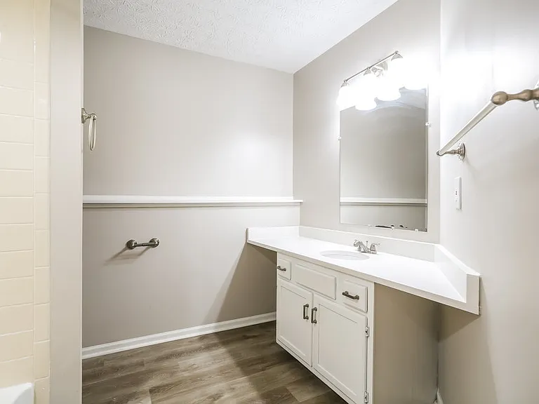 3726 Mountshannon Rd — Photo 17