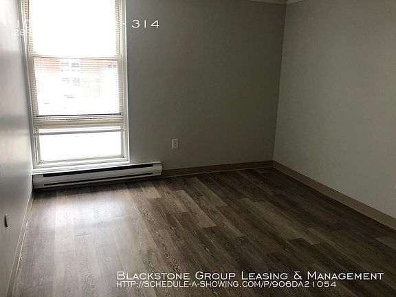 5th image of 100 Park Pl APT 305