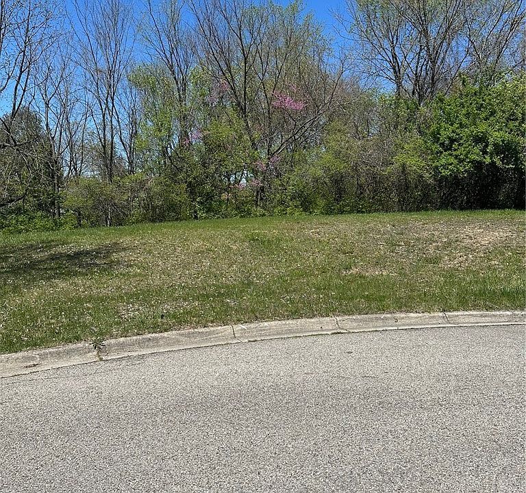 1st image of 2439 Greystone Ln