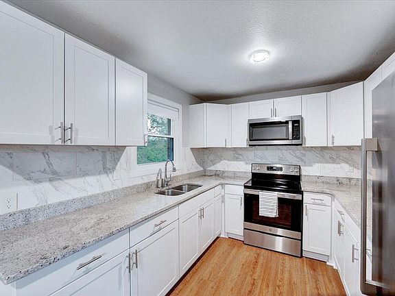 2nd image of 1804 Olympia Ct