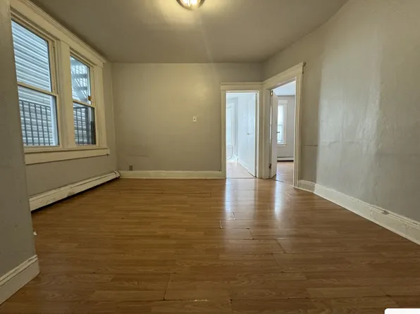 75 East 21st Street image 3 of 9