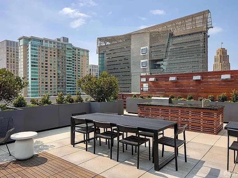 588 Minna St #401 — Photo 3