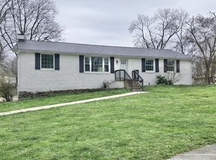 121 Roberta Dr, Hendersonville, TN 37075