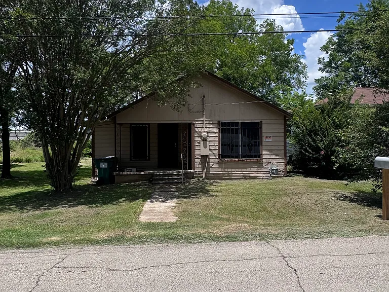 438 W Reunion St — Photo 1