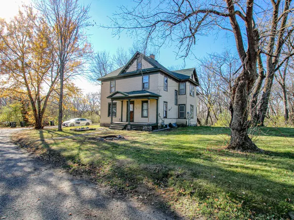 328 Fairgrounds Rd, Alexandria, MN 56308