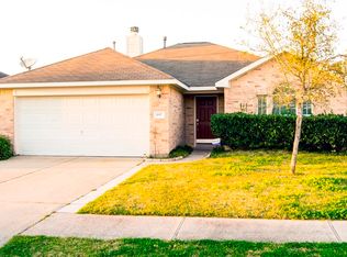 697 Saint Croix St, Alvin, TX 77511