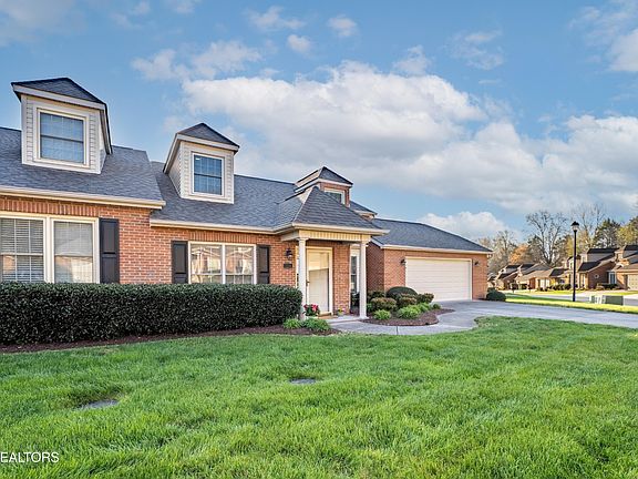 3rd image of 7546 Saint Baron Way