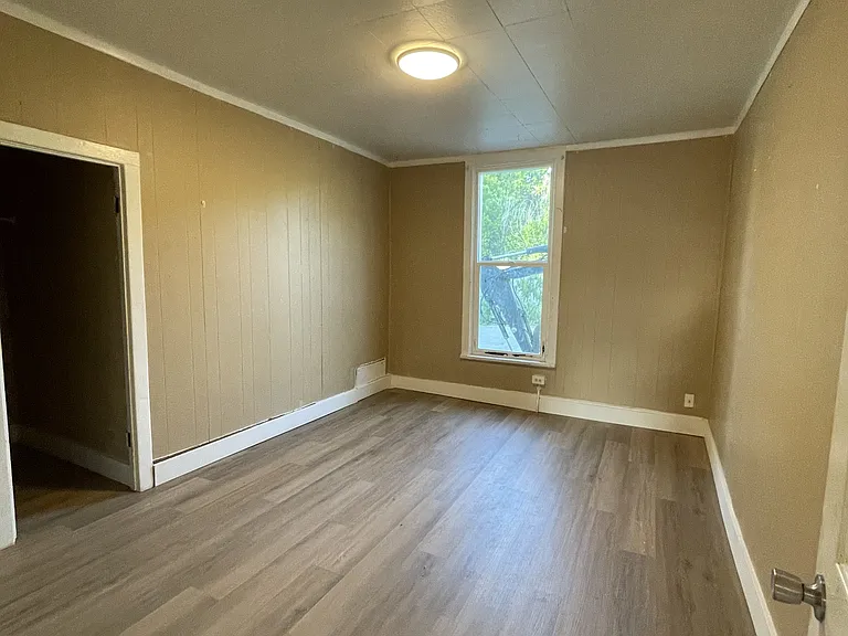 2742 Adams Ave — Photo 5