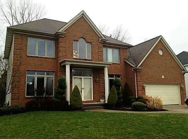 1st image of 52 Forestglen Dr