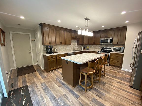 4th image of 5606 Lamplighter Ln