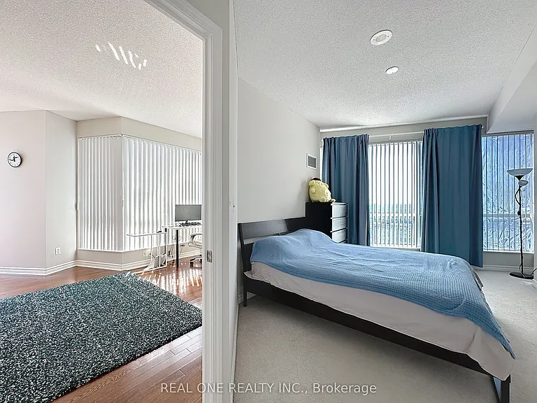18 Holmes Ave #2205 — Photo 19