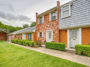 1211 Roaring Springs Rd, Fort Worth, TX 76114