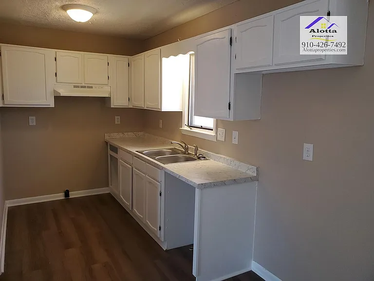 300 Rodie Ave — Photo 6