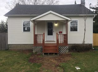181 Van Buren St, West Babylon, NY 11704