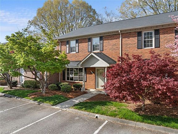 5th image of 3118 Burke Mill Ct