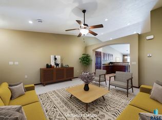 6600 S Tomar Rd #2, Sioux Falls, SD 57108