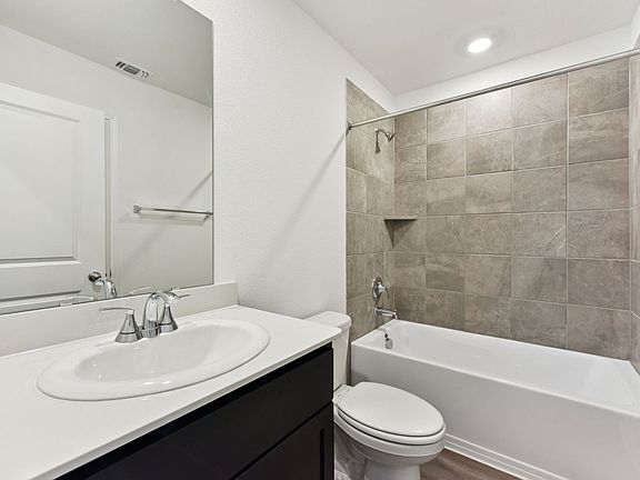 The Ross 410 Floorplan