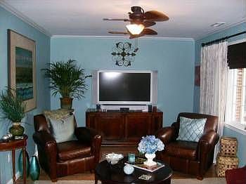 5th image of 905 Queen Elizabeth Dr