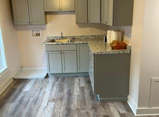 24 Crescent St #4B, Derry, NH 03038