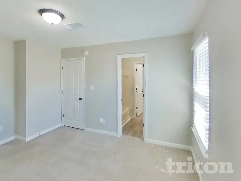 2701 River Bend Dr — Photo 13