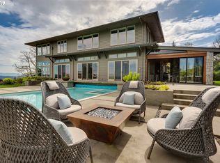 18060 Eastridge Ln, Lake Oswego, OR 97034