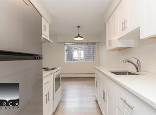 1630 Chesterfield Ave #6, North Vancouver, BC V7M2N7
