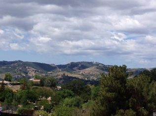 749 Walnut Dr, Paso Robles, CA 93446