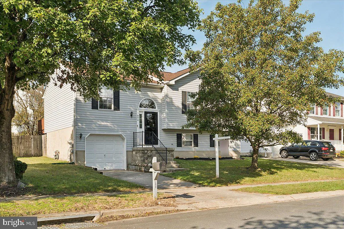1454 Graham Farm Cir photo 1
