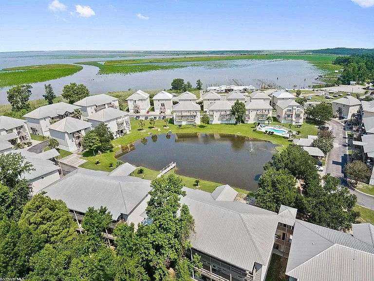 4 Yacht Club Dr #9 — Photo 21