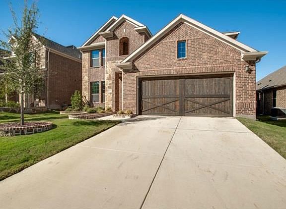 4th image of 4000 Brook Wood Dr