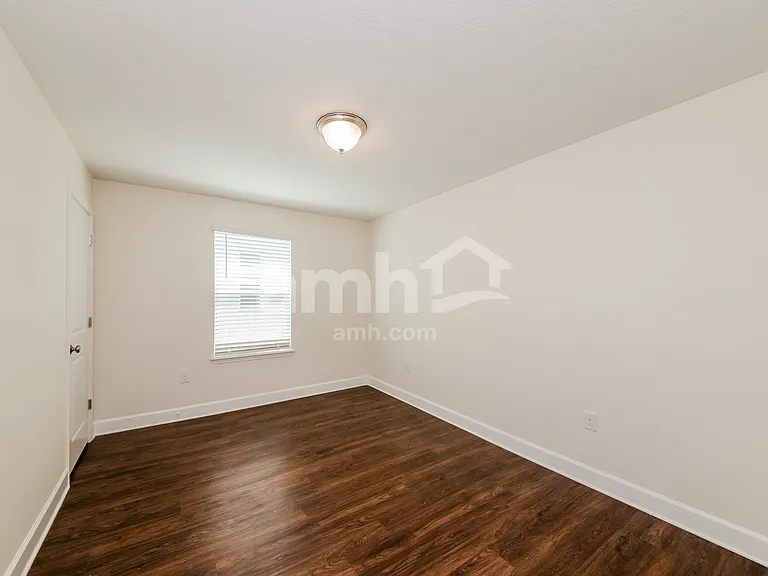 4659 Reisswood Loop — Photo 14