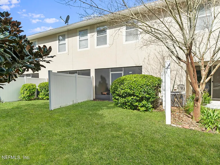 6130 Bartram Village Dr — Photo 23