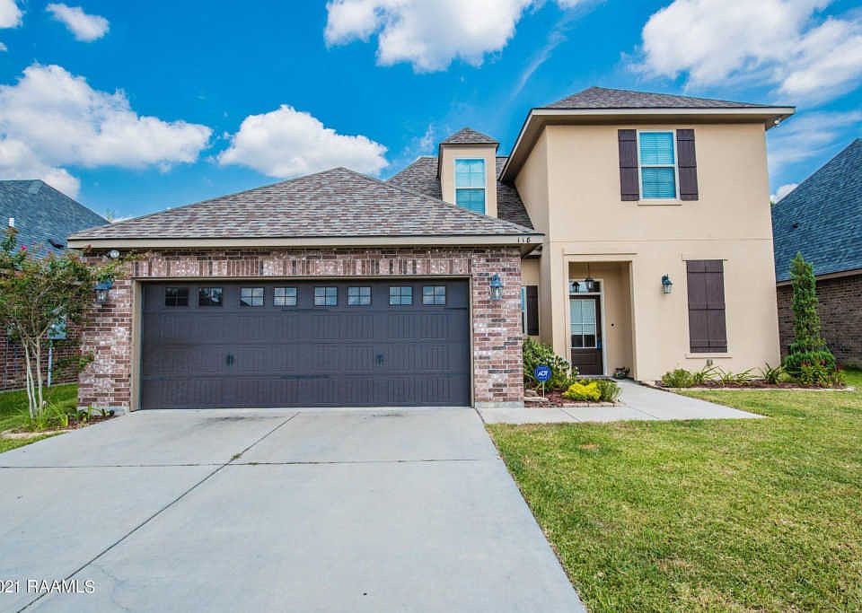 1st image of 118 Clover Leaf Dr