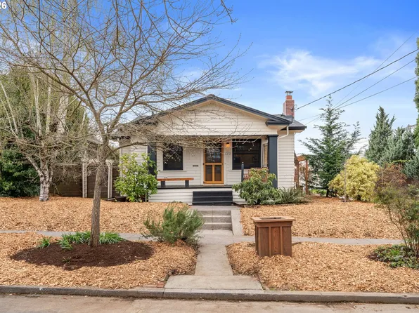 7405 N Burrage Ave, Portland, OR 97217