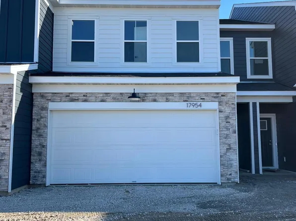 17968 Genoa Dr, Lakeville, MN 55044