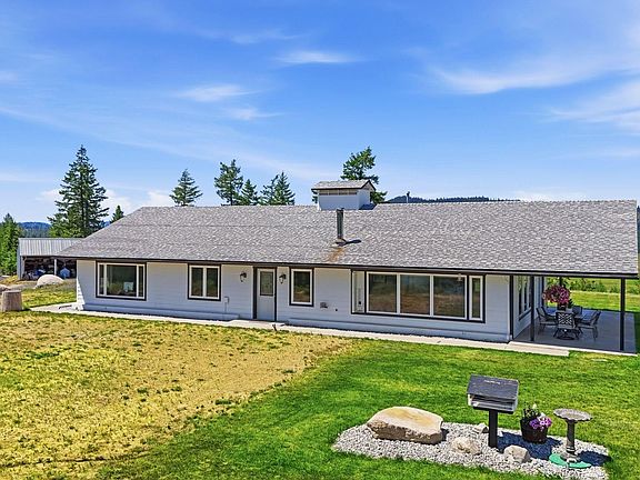 3rd image of 4746 Furze Rd