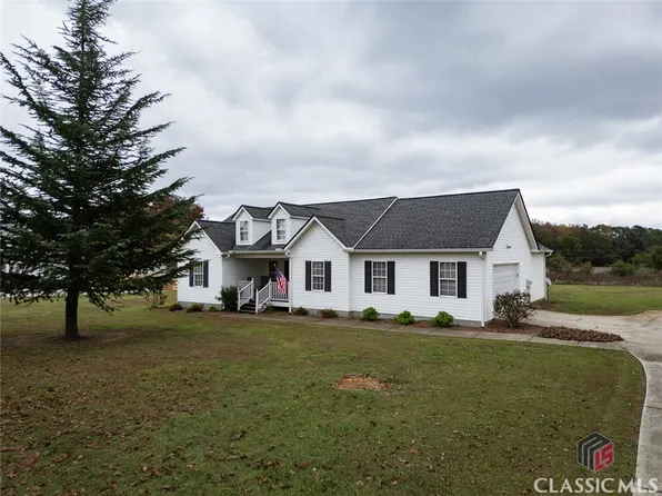 128 Queens Cemetery Road, Good Hope, GA 30641