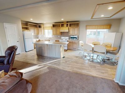 2308 Loch Lomond Ave, Bishop, CA, 93514