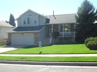 2707 N 1700 E, Layton, UT 84040