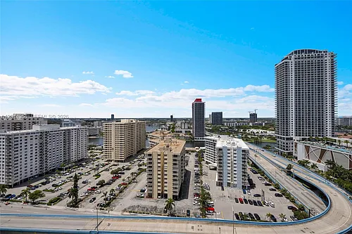 1800 S Ocean Dr #2007 Photo 1