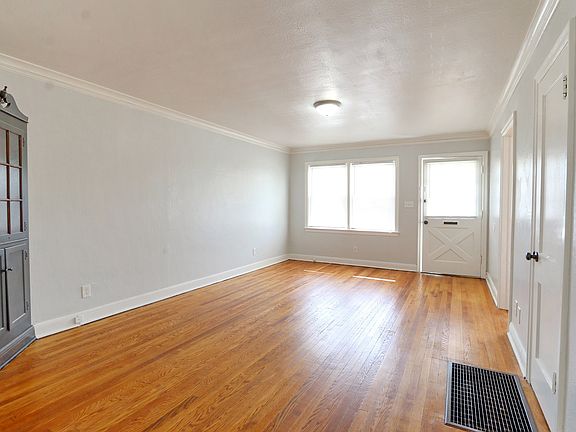 4th image of 503 48th St SE