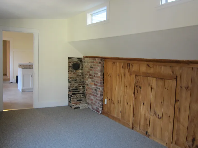 901 Western Ave #3 — Photo 5