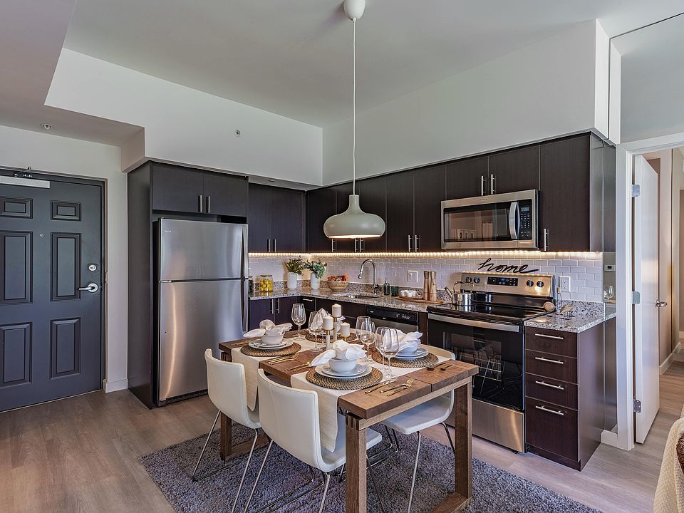 Designer Touches with a Cozy Feel