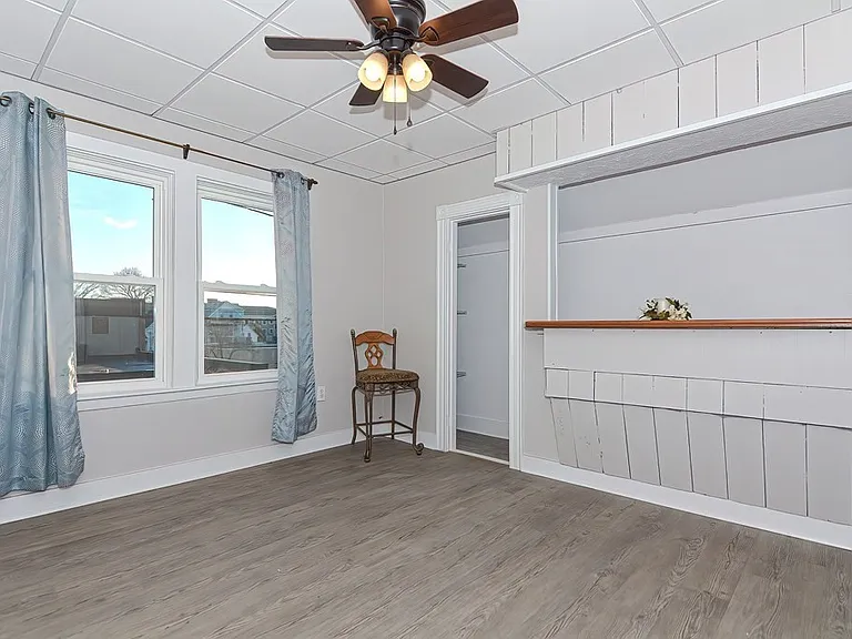 76 Holman St #2 — Photo 9