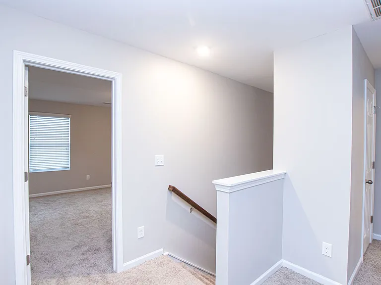 535 Calen Ln — Photo 17
